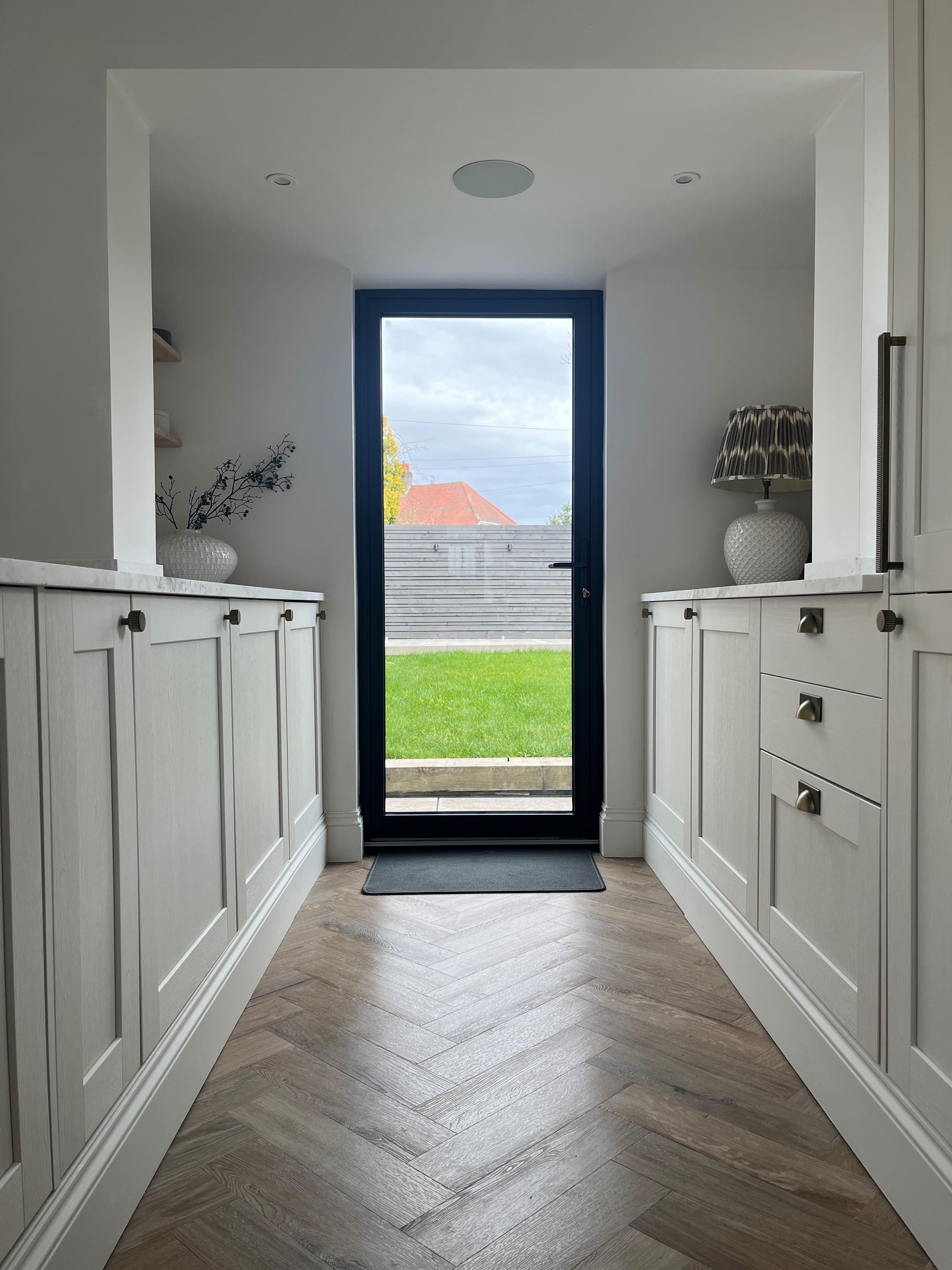 aluminium glass door
