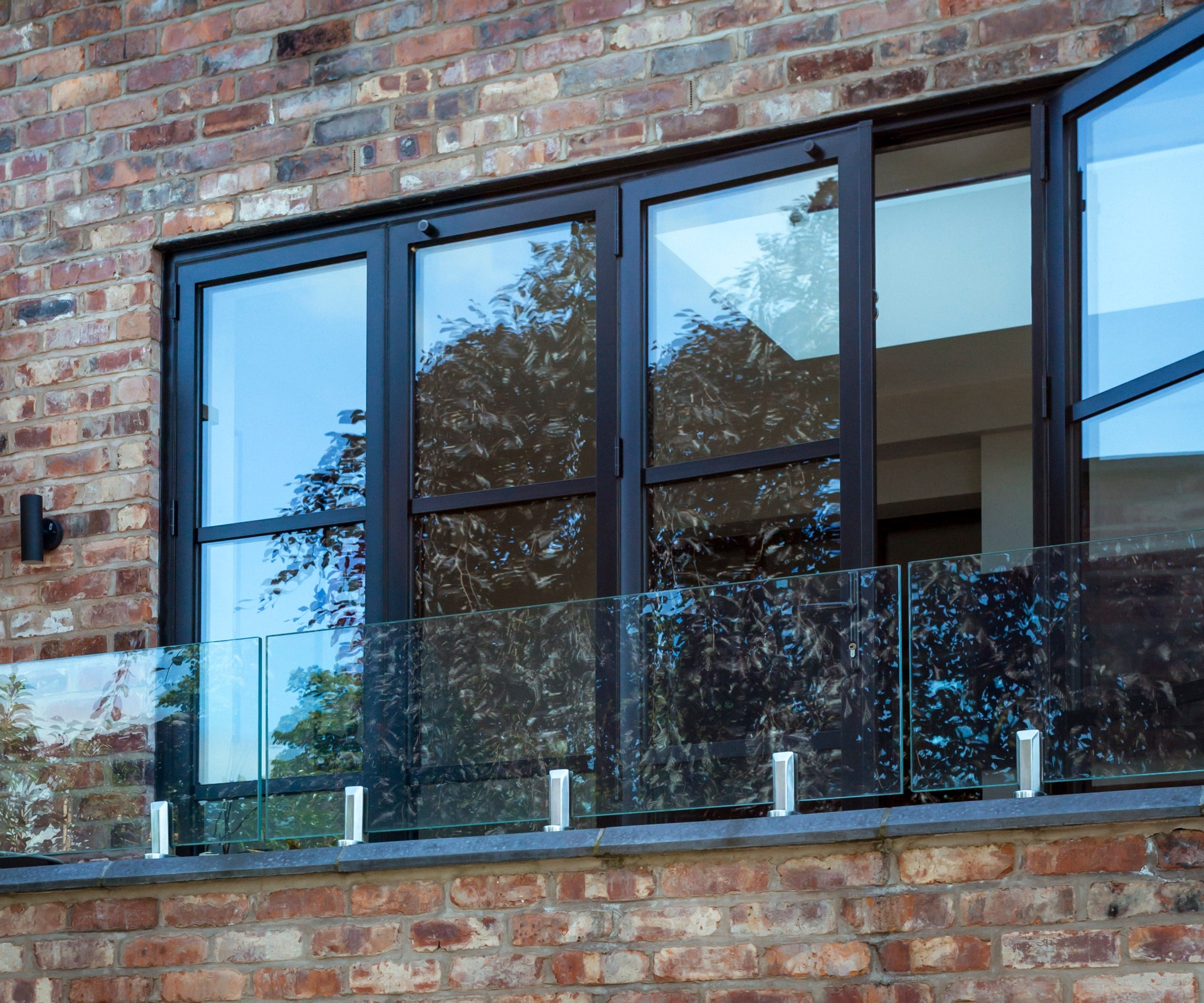 bifold door